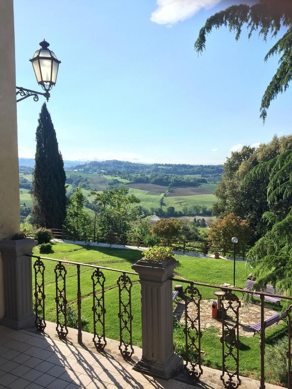 "Villa Bizzi" Monte Castelli Bagian luar foto